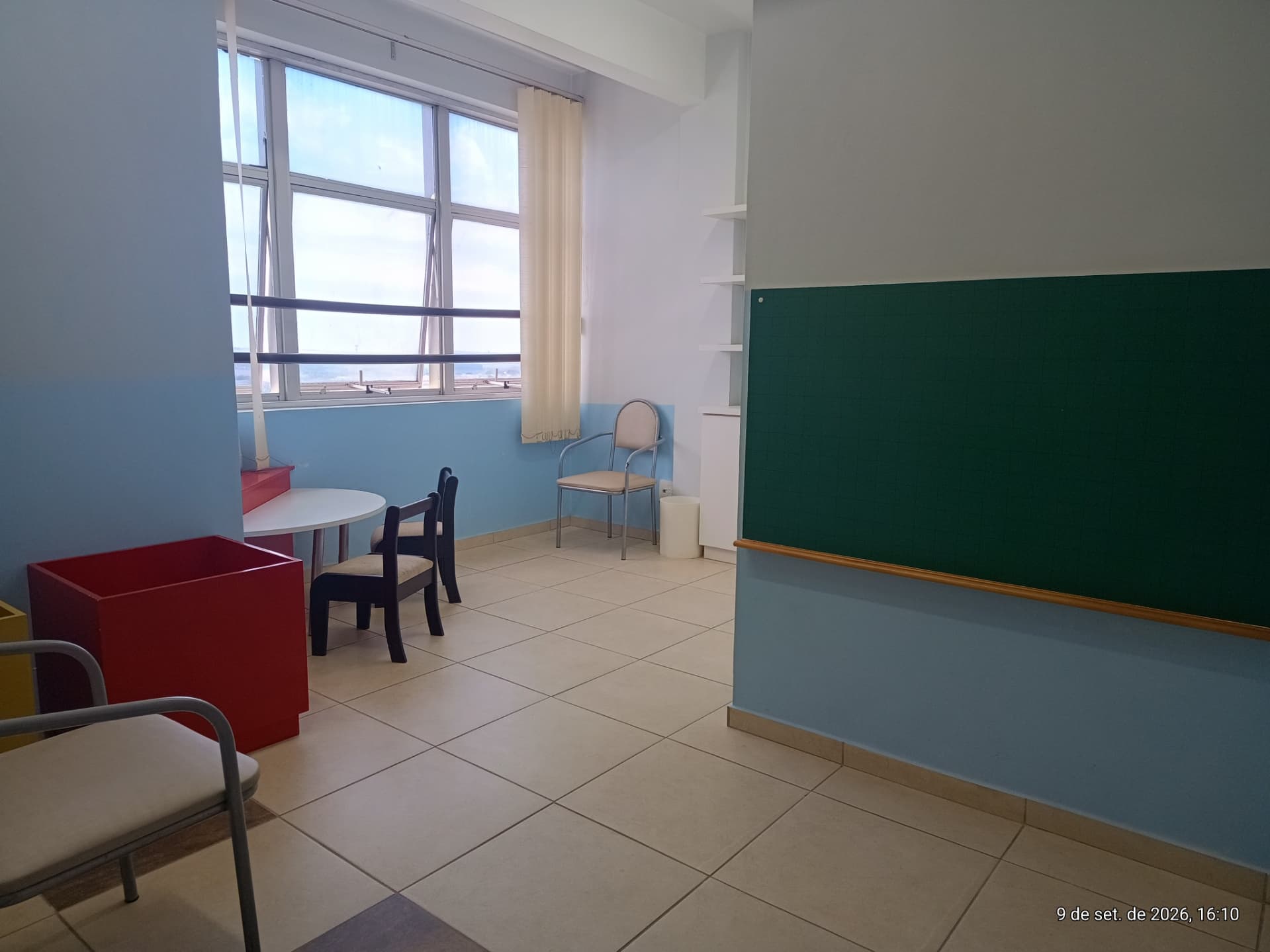 Sala 2 — outro ângulo